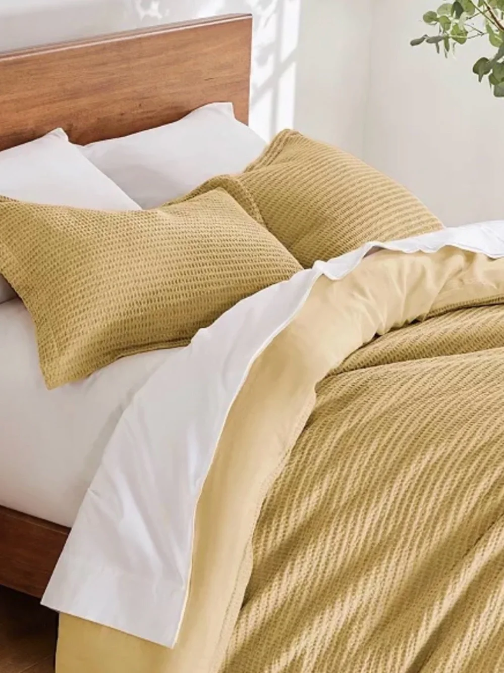 Levtex Home Cloud Waffle Textured 3-Pc. Comforter Set, king Ochre (106x94)